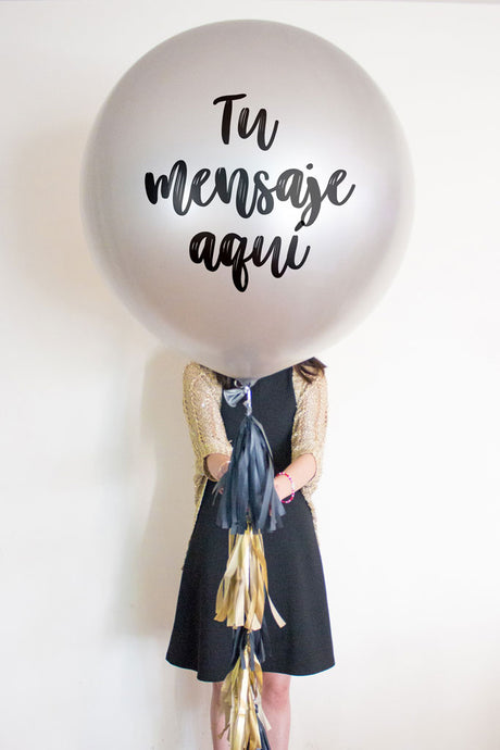 Globos Gigantes Plata con Guirnalda